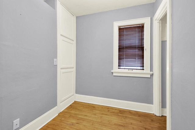 3679 E Birchwood AVENUE, Cudahy, WI 53110