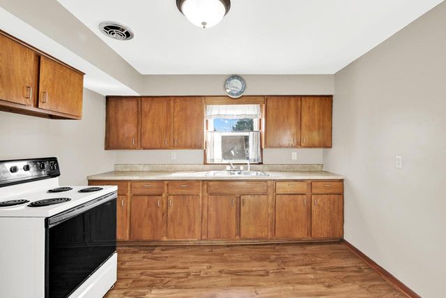 3679 E Birchwood AVENUE, Cudahy, WI 53110