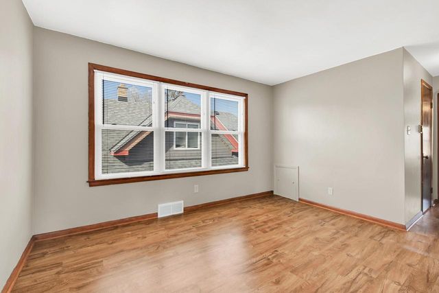 3679 E Birchwood AVENUE, Cudahy, WI 53110