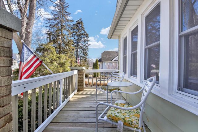 3679 E Birchwood AVENUE, Cudahy, WI 53110