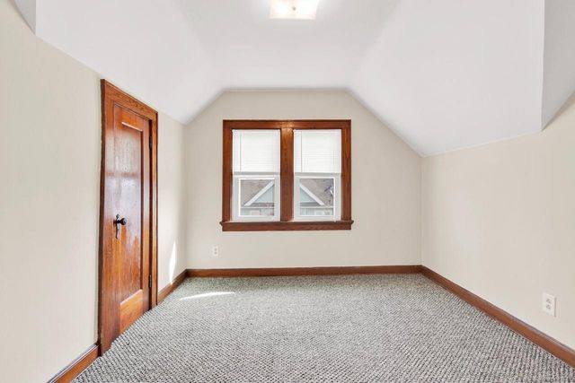 3679 E Birchwood AVENUE, Cudahy, WI 53110