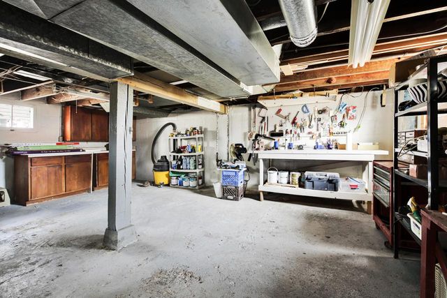 3679 E Birchwood AVENUE, Cudahy, WI 53110