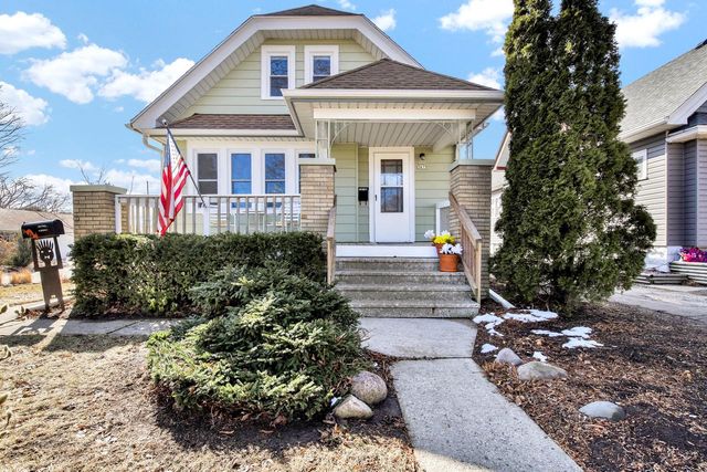 3679 E Birchwood AVENUE, Cudahy, WI 53110