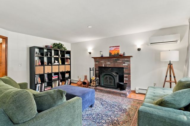 251 Congress Street, Milford, MA 01757