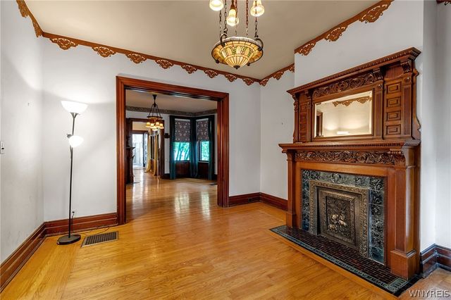 49 Park Street, Buffalo, NY 14201