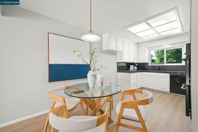 1517 Harlan Dr, Danville, CA 94526