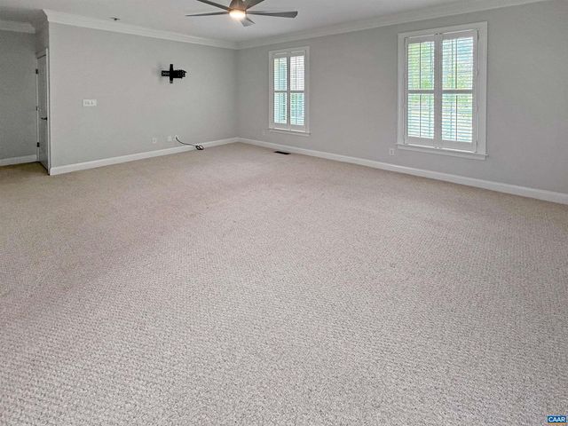 1025 E PELHAM DR, Keswick, VA 22947