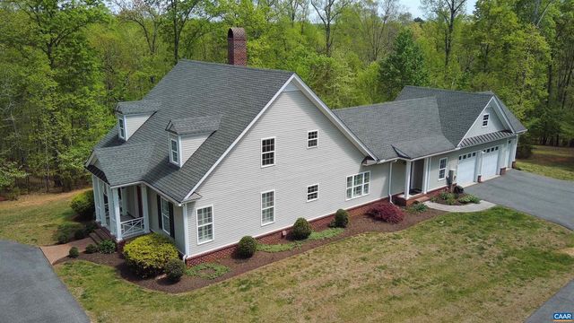 1025 E PELHAM DR, Keswick, VA 22947