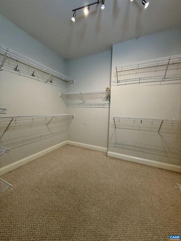 1025 E PELHAM DR, Keswick, VA 22947