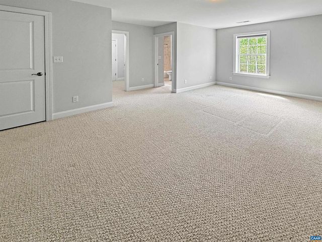1025 E PELHAM DR, Keswick, VA 22947