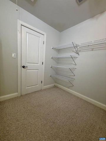 1025 E PELHAM DR, Keswick, VA 22947
