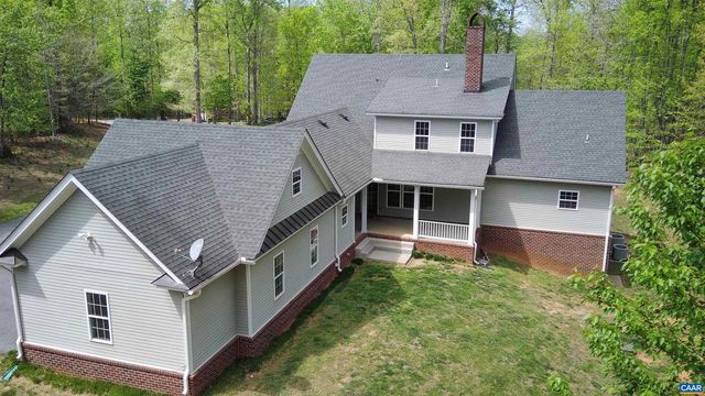 1025 E PELHAM DR, Keswick, VA 22947