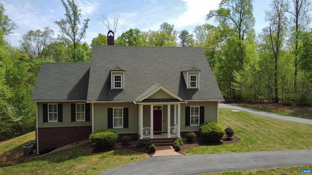 1025 E PELHAM DR, Keswick, VA 22947