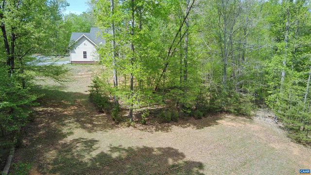 1025 E PELHAM DR, Keswick, VA 22947