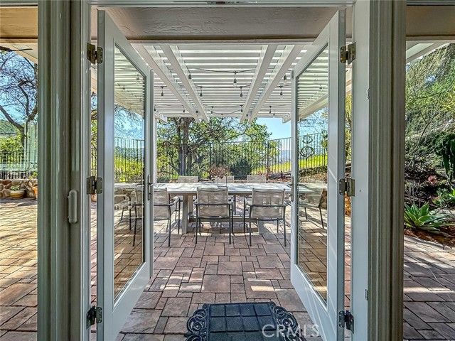 491 Twin Oaks Court, Thousand Oaks, CA 91362