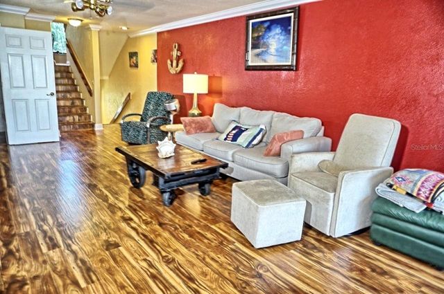 1873 MAZO MANOR 5, Lutz, FL 33558