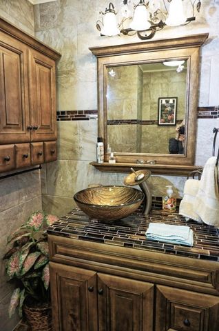 1873 MAZO MANOR 5, Lutz, FL 33558