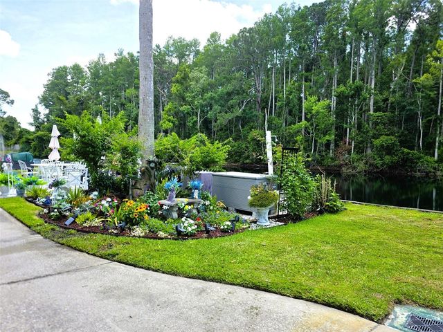 1873 MAZO MANOR 5, Lutz, FL 33558
