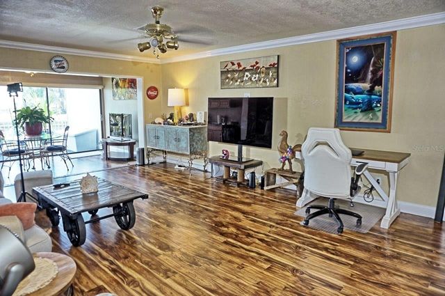 1873 MAZO MANOR 5, Lutz, FL 33558