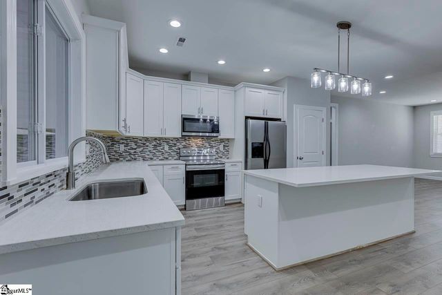 1020 Blumefield Road, Anderson, SC 29625