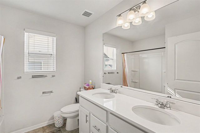 8580 Pioneer Street, Washington, MI 48094