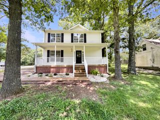 7203 Chester Rd, Fairview, TN 37062