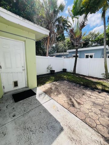 2500 NW 9th Lane 1, Wilton Manors, FL 33311