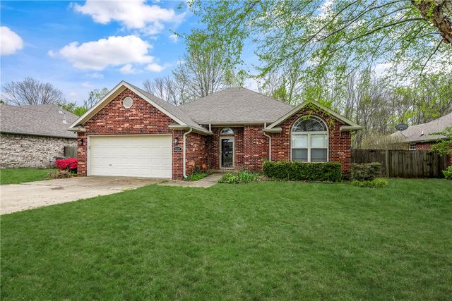 3529 Marsh Street, Fayetteville, AR 72704