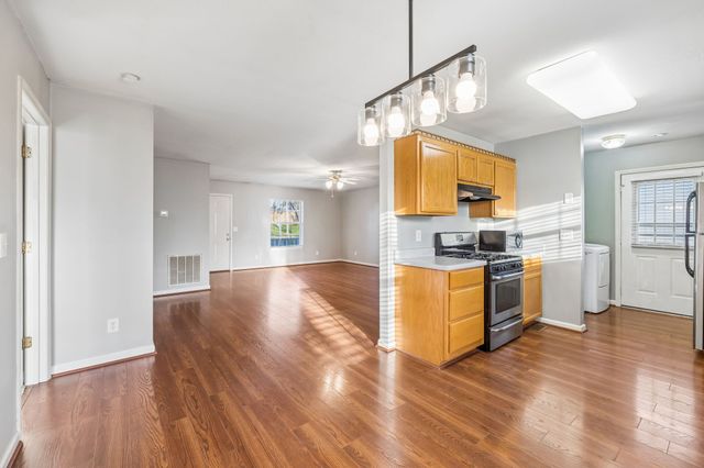 105 Tommy Dr, Columbia, TN 38401