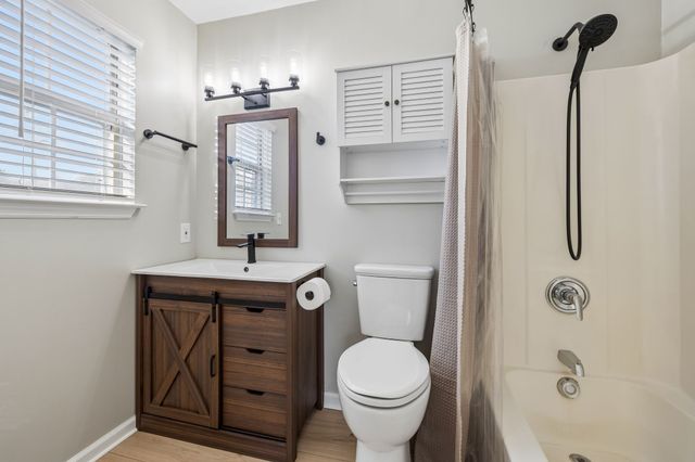 105 Tommy Dr, Columbia, TN 38401