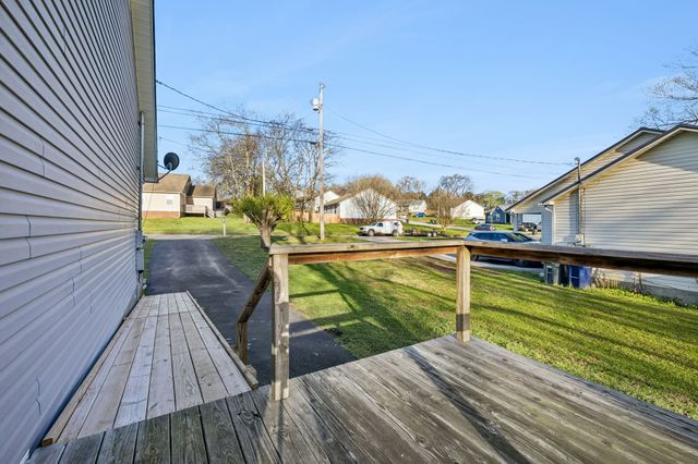 105 Tommy Dr, Columbia, TN 38401