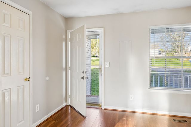 105 Tommy Dr, Columbia, TN 38401