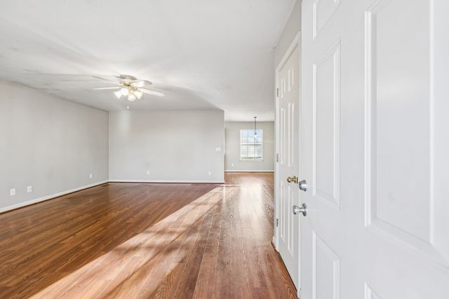 105 Tommy Dr, Columbia, TN 38401