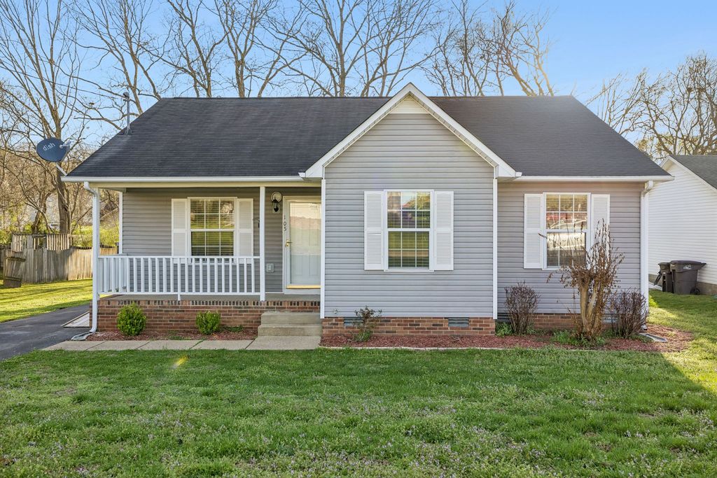 105 Tommy Dr, Columbia, TN 38401
