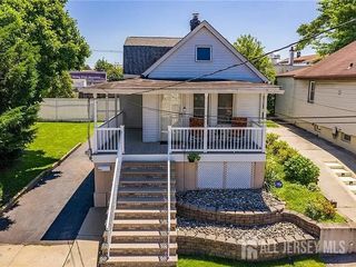 690 Carson Avenue, Perth Amboy, NJ 08861