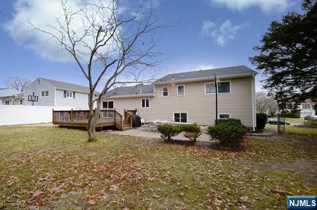 16-26 Alden Terrace, Fair Lawn, NJ 07410