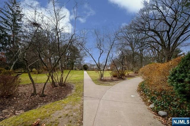 16-26 Alden Terrace, Fair Lawn, NJ 07410