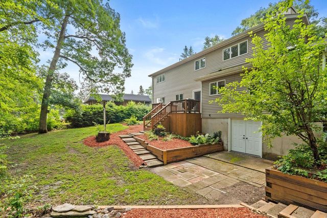 3500 Marine Drive, Crown Point, IN 46307