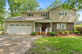3500 Marine Drive, Crown Point, IN 46307