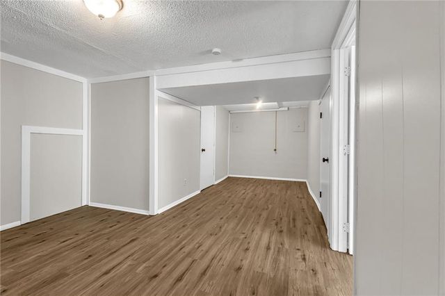 1101 S 19th Street, Blue Springs, MO 64015