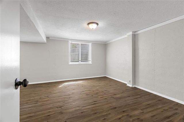 1101 S 19th Street, Blue Springs, MO 64015