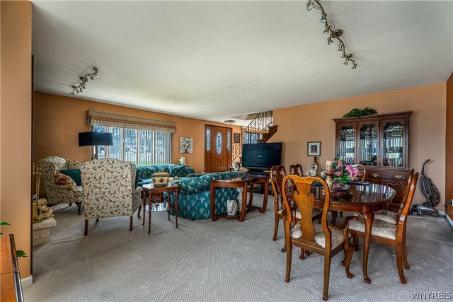 124 Harrogate, Amherst, NY 14221