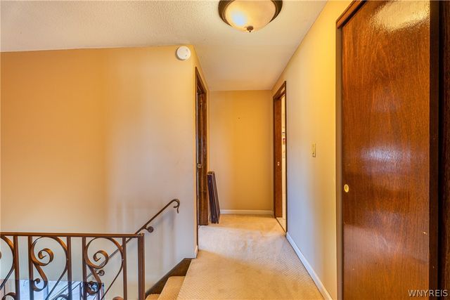 124 Harrogate, Amherst, NY 14221