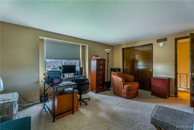 124 Harrogate, Amherst, NY 14221
