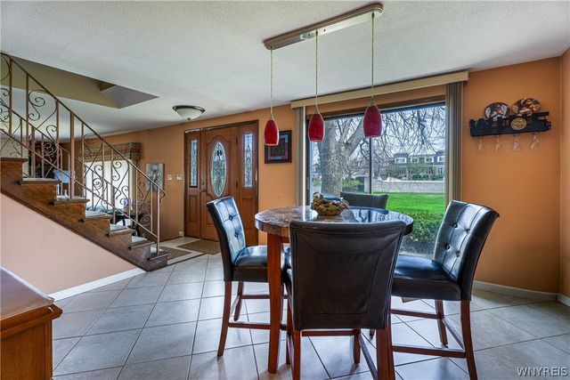 124 Harrogate, Amherst, NY 14221