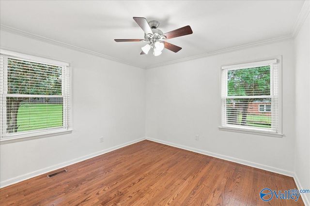 9011 Valley View Drive SE, Huntsville, AL 35802