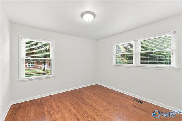 9011 Valley View Drive SE, Huntsville, AL 35802