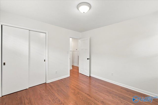 9011 Valley View Drive SE, Huntsville, AL 35802