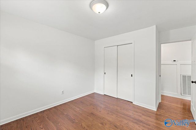 9011 Valley View Drive SE, Huntsville, AL 35802