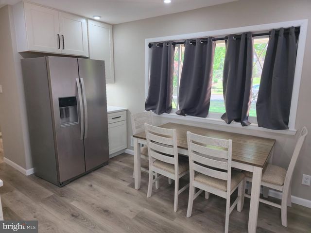 6318 BARRS LN, Lanham, MD 20706